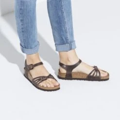 Birkenstock Bali Oiled Leather -Birkenstock 1016920 f closeup f