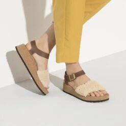 Glenda Natural Leather/Shearling 12 Glenda Natural Leather/Shearling -Birkenstock 1020217 f closeup f