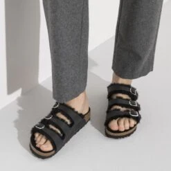 Birkenstock Florida Fresh Shearling Oiled Leather -Birkenstock 1020319 f closeup f