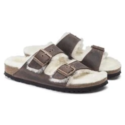 Birkenstock Arizona Shearling Oiled Leather 15 Birkenstock Arizona Shearling Oiled Leather -Birkenstock 1021049 pair
