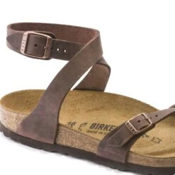 Birkenstock Yara Oiled Leather Habana 17 Birkenstock Yara Oiled Leather Habana -Birkenstock 13391 detail 1